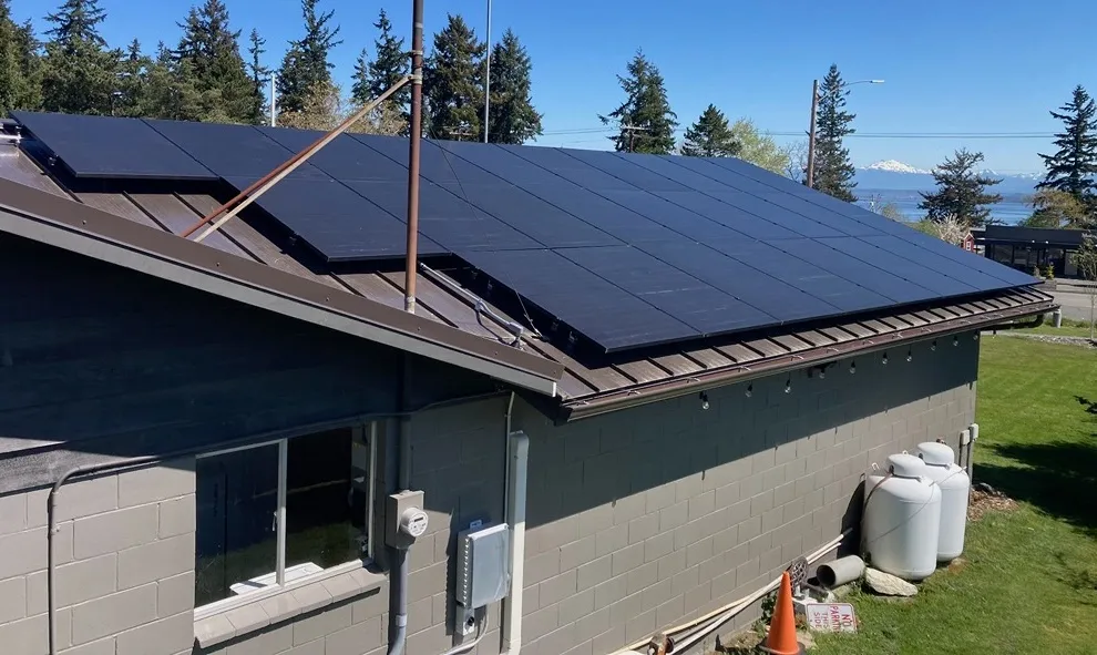 Our south-facing array – 27 out of the total 33 panels